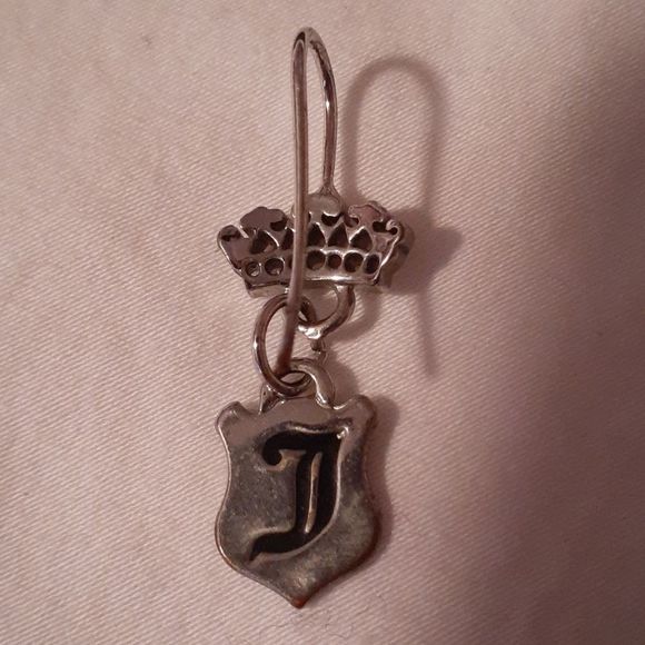 NEW Juicy Couture J Crown Dangle Earrings Silver - Picture 3 of 3